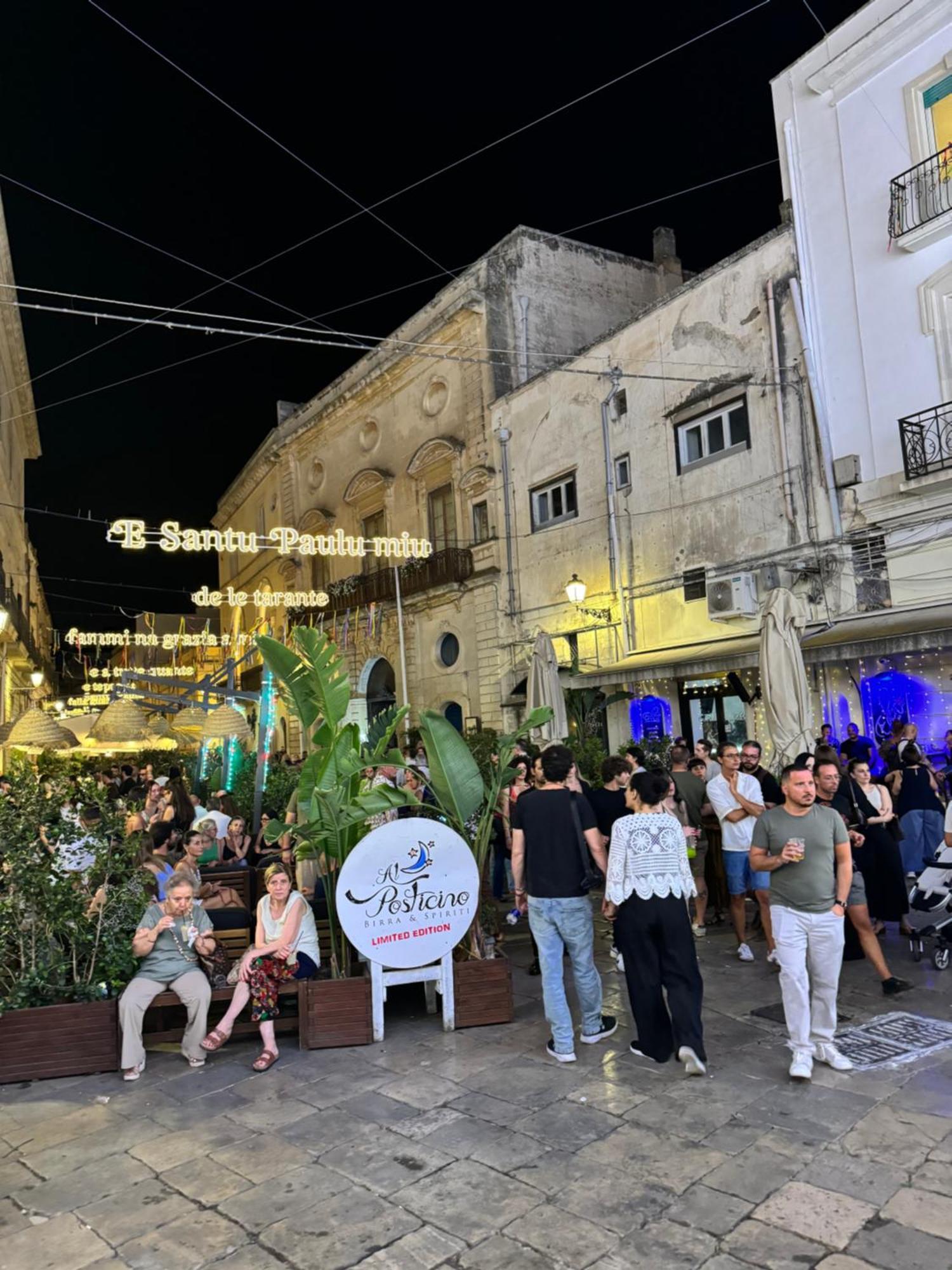Il Pozzo Di San Paolo Bed and Breakfast Galatina Buitenkant foto