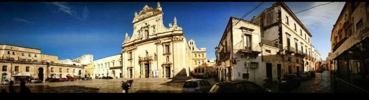 Il Pozzo Di San Paolo Bed and Breakfast Galatina Buitenkant foto